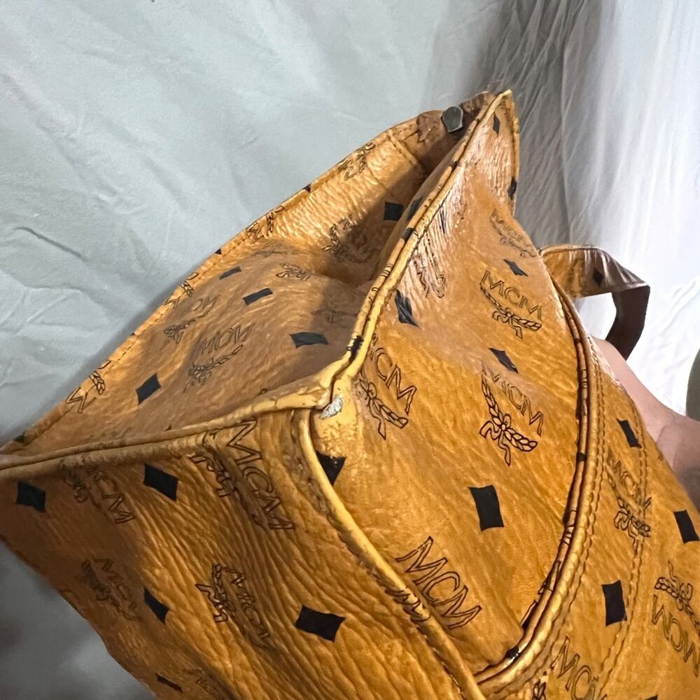 MCM Visetos Heritage Tote - Cognac - Monogram - Made in Germany - Picture 5 of 13